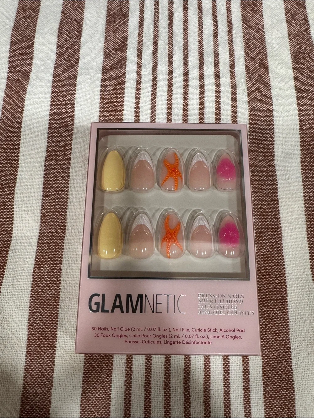 GLAMNETIC Press-On Nails - Set of 3